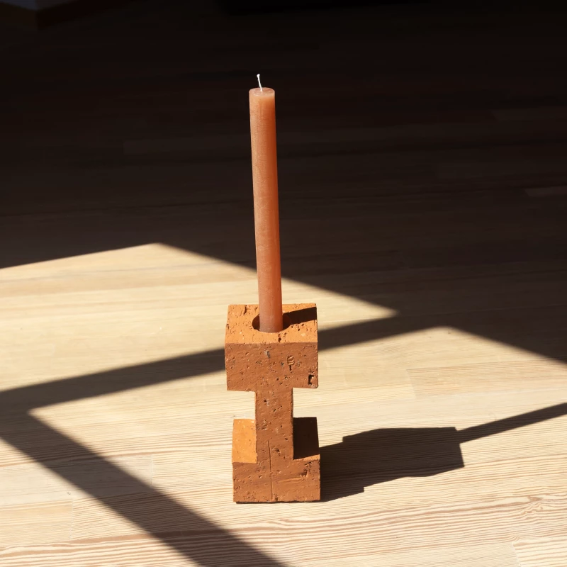 brick-001-dumbbell.jpg.webp